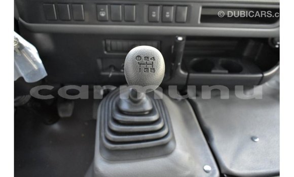 Acheter Import Voiture Toyota Coaster Blanc à Import - Dubai, Région de la Bouenza Acheter Import Voiture Toyota Coaster Blanc à Import - Dubai, Région de la Bouenza