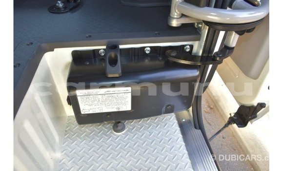 Acheter Import Voiture Toyota Coaster Blanc à Import - Dubai, Région de la Bouenza Acheter Import Voiture Toyota Coaster Blanc à Import - Dubai, Région de la Bouenza