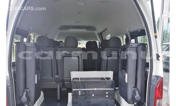 Buy Import Toyota Hiace White Car in Import - Dubai in Region of Bouenza Buy Import Toyota Hiace White Car in Import - Dubai in Region of Bouenza