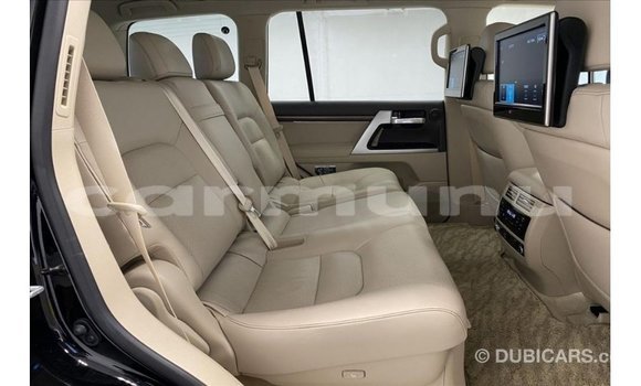 Buy Import Toyota Land Cruiser Black Car in Import - Dubai in Region of Bouenza Buy Import Toyota Land Cruiser Black Car in Import - Dubai in Region of Bouenza