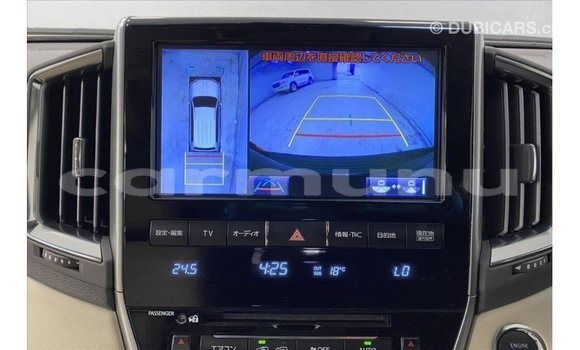 Buy Import Toyota Land Cruiser Black Car in Import - Dubai in Region of Bouenza Buy Import Toyota Land Cruiser Black Car in Import - Dubai in Region of Bouenza