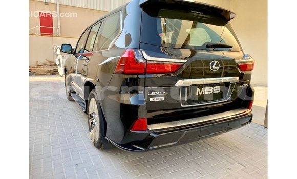 Acheter Import Voiture Lexus LX Noir à Import - Dubai, Région de la Bouenza Acheter Import Voiture Lexus LX Noir à Import - Dubai, Région de la Bouenza