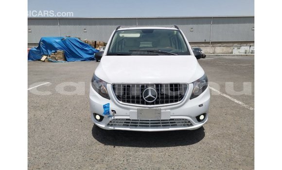 Buy Import Mercedes-Benz Vito White Car in Import - Dubai in Region of Bouenza Buy Import Mercedes-Benz Vito White Car in Import - Dubai in Region of Bouenza