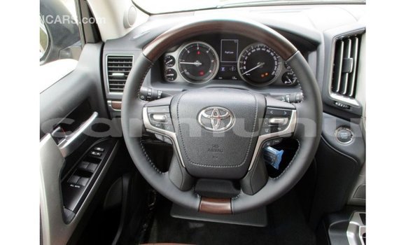 Buy Import Toyota Land Cruiser Black Car in Import - Dubai in Region of Bouenza Buy Import Toyota Land Cruiser Black Car in Import - Dubai in Region of Bouenza