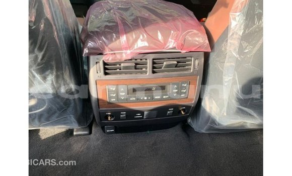 Buy Import Toyota Land Cruiser Black Car in Import - Dubai in Region of Bouenza Buy Import Toyota Land Cruiser Black Car in Import - Dubai in Region of Bouenza