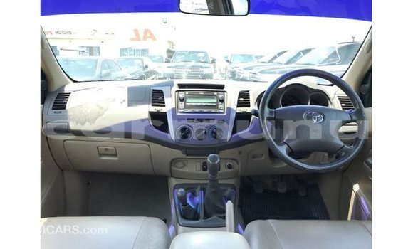 Buy Import Toyota Hilux Other Car in Import - Dubai in Region of Bouenza Buy Import Toyota Hilux Other Car in Import - Dubai in Region of Bouenza