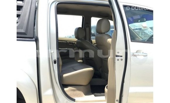 Buy Import Toyota Hilux Other Car in Import - Dubai in Region of Bouenza Buy Import Toyota Hilux Other Car in Import - Dubai in Region of Bouenza