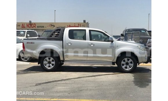 Buy Import Toyota Hilux Other Car in Import - Dubai in Region of Bouenza Buy Import Toyota Hilux Other Car in Import - Dubai in Region of Bouenza
