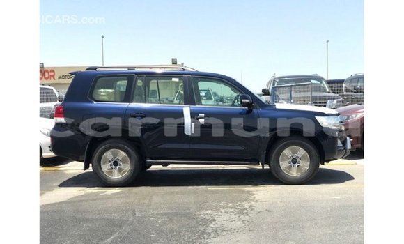 Buy Import Toyota Land Cruiser Blue Car in Import - Dubai in Region of Bouenza Buy Import Toyota Land Cruiser Blue Car in Import - Dubai in Region of Bouenza