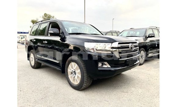 Buy Import Toyota Land Cruiser Black Car in Import - Dubai in Region of Bouenza Buy Import Toyota Land Cruiser Black Car in Import - Dubai in Region of Bouenza