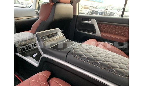 Buy Import Toyota Land Cruiser Black Car in Import - Dubai in Region of Bouenza Buy Import Toyota Land Cruiser Black Car in Import - Dubai in Region of Bouenza