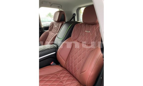 Buy Import Toyota Land Cruiser Black Car in Import - Dubai in Region of Bouenza Buy Import Toyota Land Cruiser Black Car in Import - Dubai in Region of Bouenza