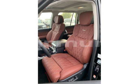 Buy Import Toyota Land Cruiser Black Car in Import - Dubai in Region of Bouenza Buy Import Toyota Land Cruiser Black Car in Import - Dubai in Region of Bouenza