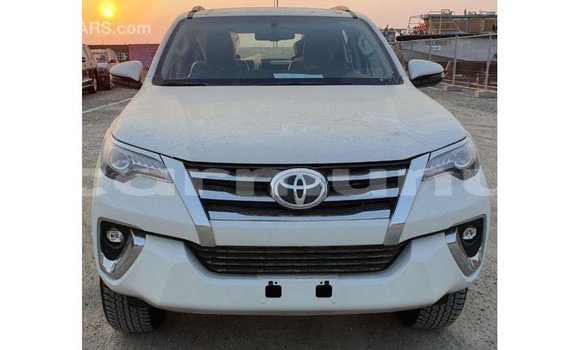 Buy Import Toyota Fortuner White Car in Import - Dubai in Region of Bouenza Buy Import Toyota Fortuner White Car in Import - Dubai in Region of Bouenza