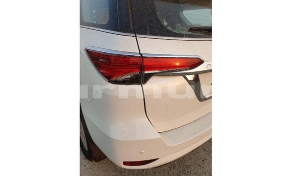 Buy Import Toyota Fortuner White Car in Import - Dubai in Region of Bouenza Buy Import Toyota Fortuner White Car in Import - Dubai in Region of Bouenza