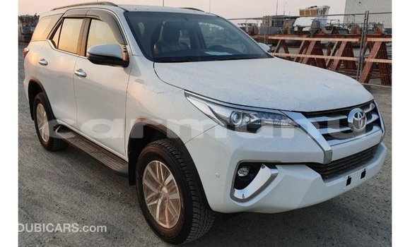 Buy Import Toyota Fortuner White Car in Import - Dubai in Region of Bouenza Buy Import Toyota Fortuner White Car in Import - Dubai in Region of Bouenza