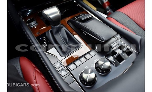 Acheter Import Voiture Lexus LX Noir à Import - Dubai, Région de la Bouenza Acheter Import Voiture Lexus LX Noir à Import - Dubai, Région de la Bouenza