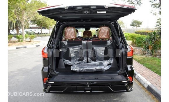 Acheter Import Voiture Lexus LX Noir à Import - Dubai, Région de la Bouenza Acheter Import Voiture Lexus LX Noir à Import - Dubai, Région de la Bouenza