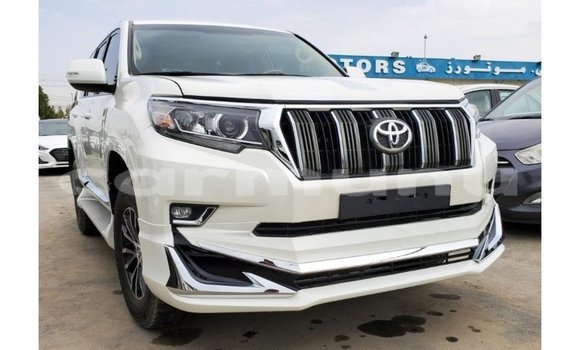 Buy Import Toyota Prado White Car in Import - Dubai in Region of Bouenza Buy Import Toyota Prado White Car in Import - Dubai in Region of Bouenza