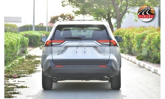 Acheter Import Utilitaire Toyota HiAce Autre à Import - Dubai, Région de la Bouenza Acheter Import Utilitaire Toyota HiAce Autre à Import - Dubai, Région de la Bouenza