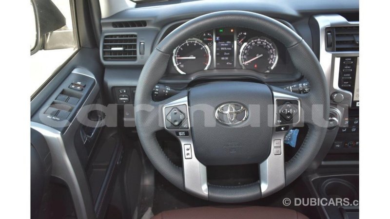 Big with watermark toyota hiace region of bouenza import dubai 3735