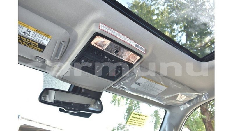 Big with watermark toyota hiace region of bouenza import dubai 3735