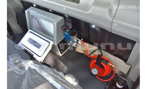 Acheter Import Voiture Toyota Land Cruiser Autre à Import - Dubai, Région de la Bouenza Acheter Import Voiture Toyota Land Cruiser Autre à Import - Dubai, Région de la Bouenza