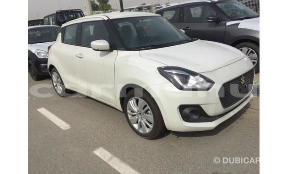 Acheter Import Voiture Suzuki Swift Blanc à Import - Dubai, Région de la Bouenza Acheter Import Voiture Suzuki Swift Blanc à Import - Dubai, Région de la Bouenza