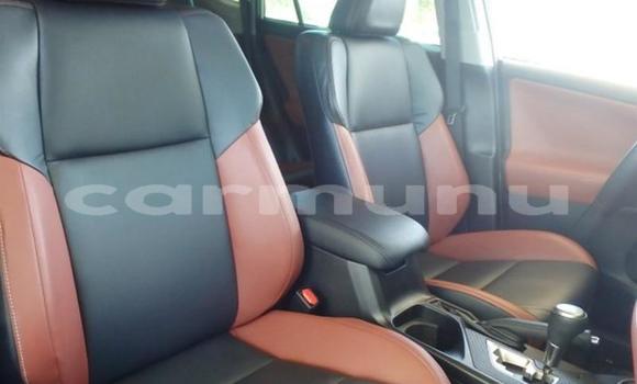 Buy Used Toyota RAV4 Green Car in Brazzaville in Municipality of Brazzaville Buy Used Toyota RAV4 Green Car in Brazzaville in Municipality of Brazzaville