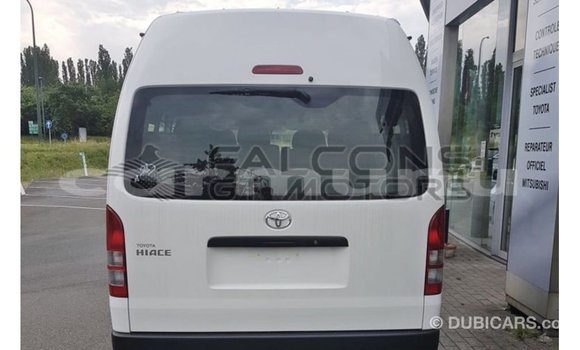 Buy Import Toyota Hiace White Car in Import - Dubai in Region of Bouenza Buy Import Toyota Hiace White Car in Import - Dubai in Region of Bouenza