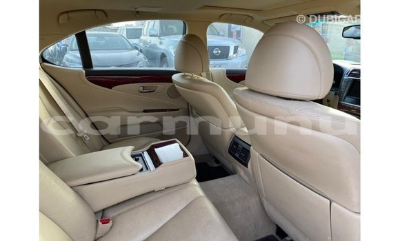 Buy Import Lexus LS Other Car in Import - Dubai in Region of Bouenza Buy Import Lexus LS Other Car in Import - Dubai in Region of Bouenza