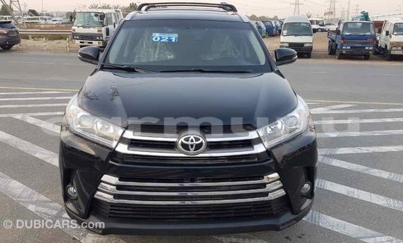 Buy Import Toyota Highlander Black Car in Import - Dubai in Region of Bouenza Buy Import Toyota Highlander Black Car in Import - Dubai in Region of Bouenza
