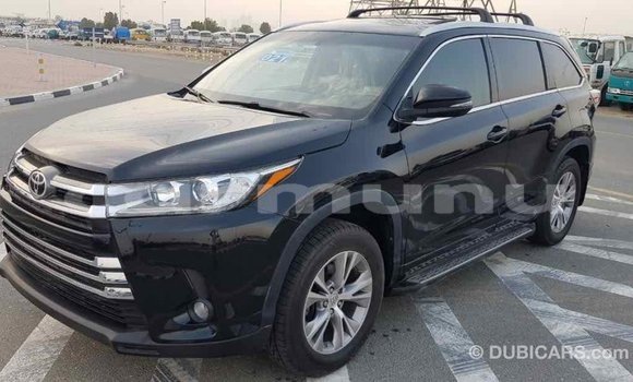 Buy Import Toyota Highlander Black Car in Import - Dubai in Region of Bouenza Buy Import Toyota Highlander Black Car in Import - Dubai in Region of Bouenza