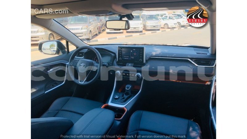 Big with watermark toyota hiace region of bouenza import dubai 3772