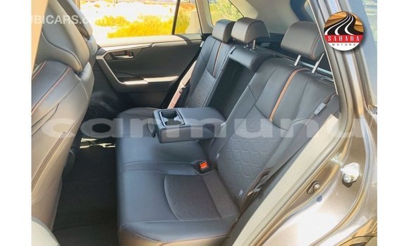 Acheter Import Utilitaire Toyota HiAce Autre à Import - Dubai, Région de la Bouenza Acheter Import Utilitaire Toyota HiAce Autre à Import - Dubai, Région de la Bouenza