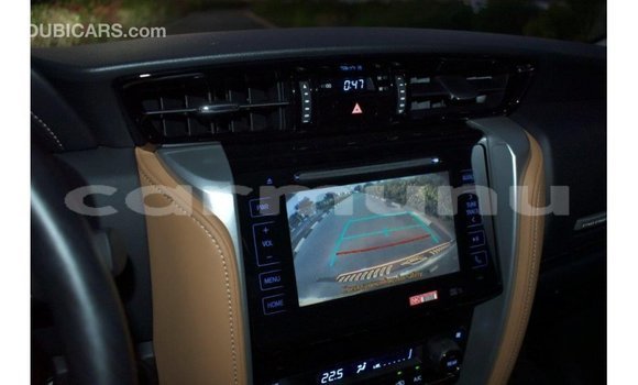 Acheter Import Voiture Toyota Fortuner Noir à Import - Dubai, Région de la Bouenza Acheter Import Voiture Toyota Fortuner Noir à Import - Dubai, Région de la Bouenza
