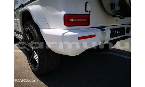 Buy Import Mercedes-Benz 190 White Car in Import - Dubai in Region of Bouenza Buy Import Mercedes-Benz 190 White Car in Import - Dubai in Region of Bouenza
