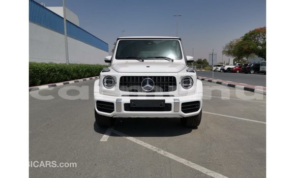 Buy Import Mercedes-Benz 190 White Car in Import - Dubai in Region of Bouenza Buy Import Mercedes-Benz 190 White Car in Import - Dubai in Region of Bouenza