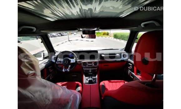 Buy Import Mercedes-Benz 190 White Car in Import - Dubai in Region of Bouenza Buy Import Mercedes-Benz 190 White Car in Import - Dubai in Region of Bouenza