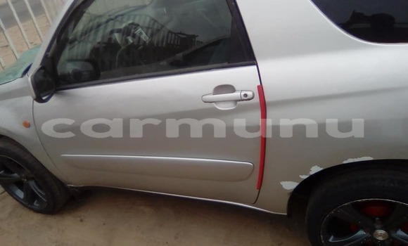 Acheter Occasion Voiture Toyota RAV4 Gris à Brazzaville, Commune de Brazzaville Acheter Occasion Voiture Toyota RAV4 Gris à Brazzaville, Commune de Brazzaville