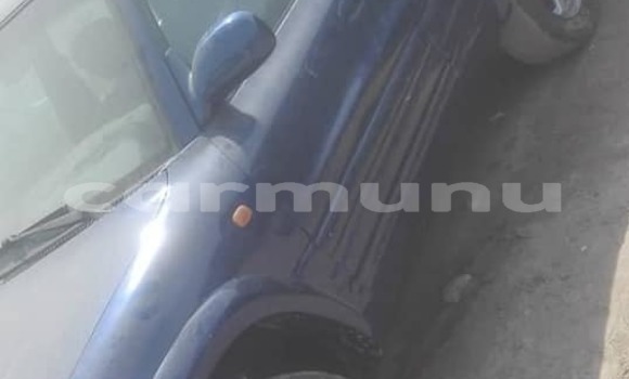 Acheter Occasion Voiture Toyota RAV4 Bleu à Brazzaville, Commune de Brazzaville Acheter Occasion Voiture Toyota RAV4 Bleu à Brazzaville, Commune de Brazzaville