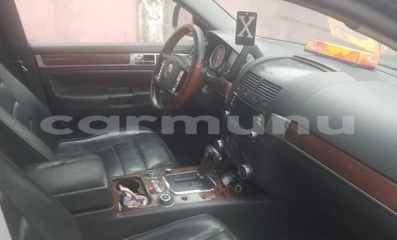 Acheter Occasion Voiture Volkswagen Touareg Noir à Brazzaville, Commune de Brazzaville Acheter Occasion Voiture Volkswagen Touareg Noir à Brazzaville, Commune de Brazzaville