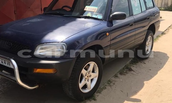 Acheter Occasion Voiture Toyota RAV4 Bleu à Brazzaville, Commune de Brazzaville Acheter Occasion Voiture Toyota RAV4 Bleu à Brazzaville, Commune de Brazzaville