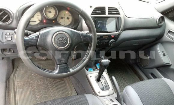 Buy Used Toyota RAV4 White Car in Brazzaville in Municipality of Brazzaville Buy Used Toyota RAV4 White Car in Brazzaville in Municipality of Brazzaville