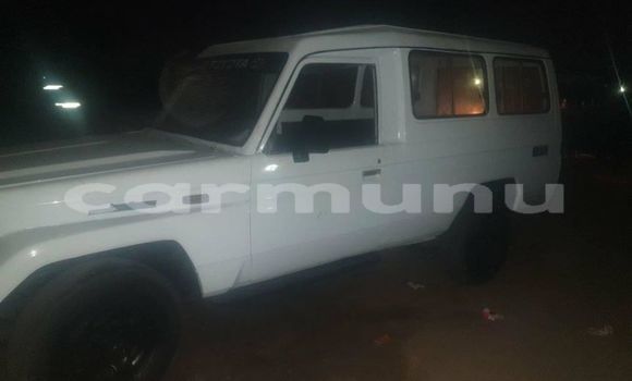 Buy Used Toyota Land Cruiser White Car in Brazzaville in Municipality of Brazzaville Buy Used Toyota Land Cruiser White Car in Brazzaville in Municipality of Brazzaville