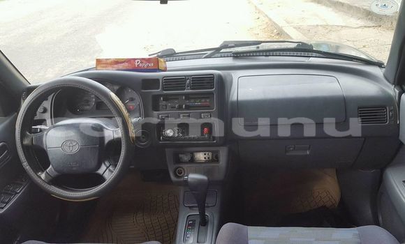 Buy Used Toyota RAV4 Green Car in Brazzaville in Municipality of Brazzaville Buy Used Toyota RAV4 Green Car in Brazzaville in Municipality of Brazzaville