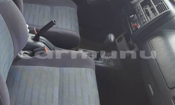 Buy Used Toyota RAV4 Green Car in Brazzaville in Municipality of Brazzaville Buy Used Toyota RAV4 Green Car in Brazzaville in Municipality of Brazzaville