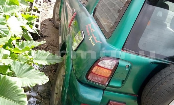 Buy Used Toyota RAV4 Green Car in Brazzaville in Municipality of Brazzaville Buy Used Toyota RAV4 Green Car in Brazzaville in Municipality of Brazzaville