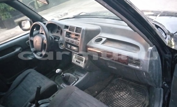 Buy Used Toyota RAV4 Green Car in Brazzaville in Municipality of Brazzaville Buy Used Toyota RAV4 Green Car in Brazzaville in Municipality of Brazzaville