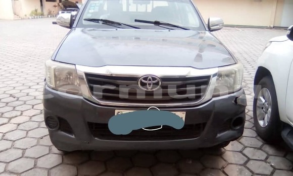 Buy Used Toyota Hilux Black Car in Brazzaville in Municipality of Brazzaville Buy Used Toyota Hilux Black Car in Brazzaville in Municipality of Brazzaville